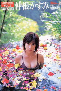 丰满乳汁的喷射